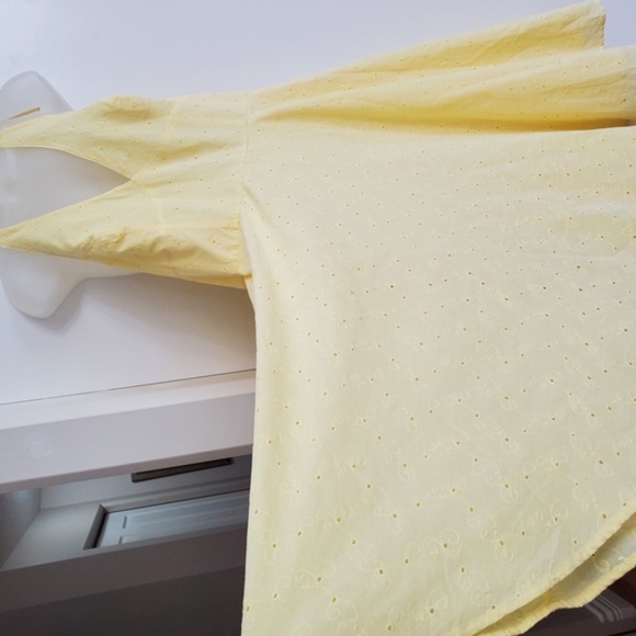 Reitmans EYELET Yellow Backless Dress - Picture 13 of 13